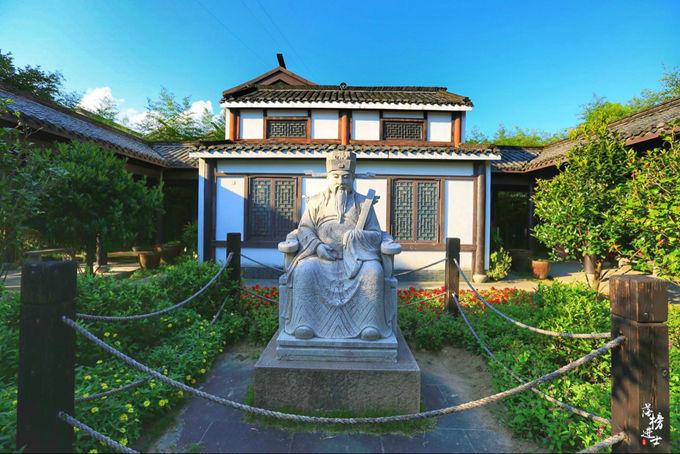 鍙ゅ牥鐢讳埂涔℃剚,鍙ゅ牥鐢讳埂鑹烘湳灏忛晣