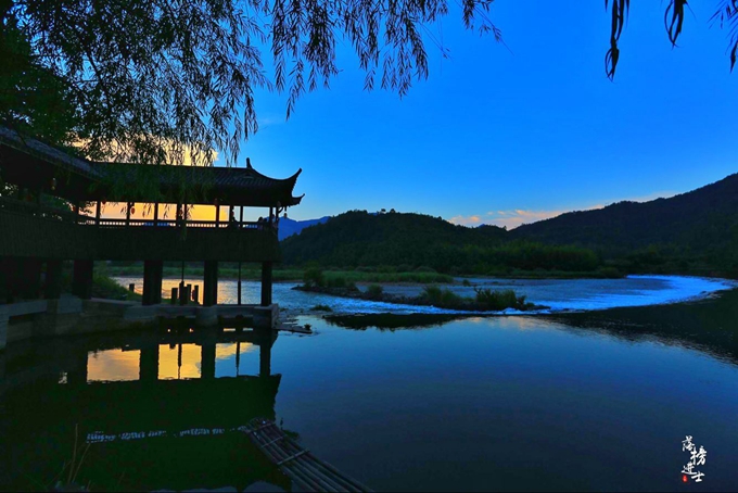 鍙ゅ牥鐢讳埂涔℃剚,鍙ゅ牥鐢讳埂鑹烘湳灏忛晣