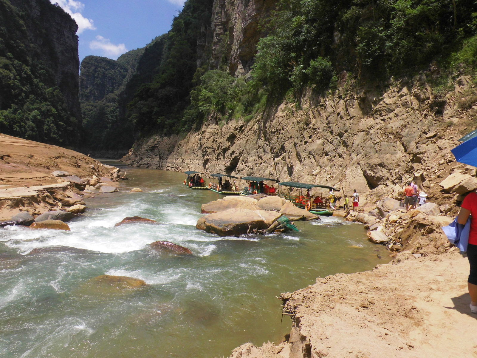 金秀圣堂湖景区游玩多久,金秀圣堂湖游记