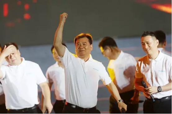 七夕来了别再空悲切，快来苏宁之夏与万人一起high翻天