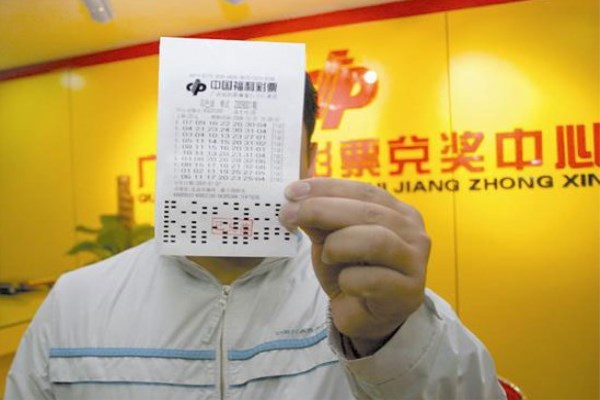 50涓钁╄緸鑱屼俊,鐩樼偣閭d簺00鍚庨湼姘旇緸鑱屼俊