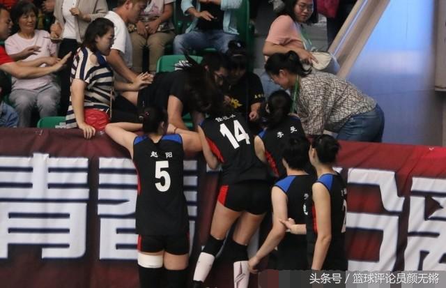 女排打架最凶狠视频,女排场上打架