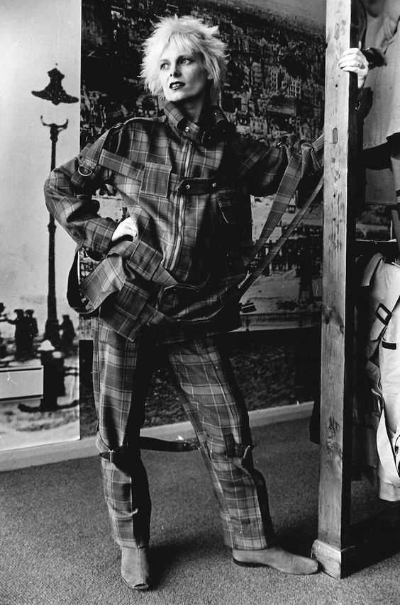 50岁娶鲜肉老公,74岁炮轰首相,每一天都作妖到闪闪发光!