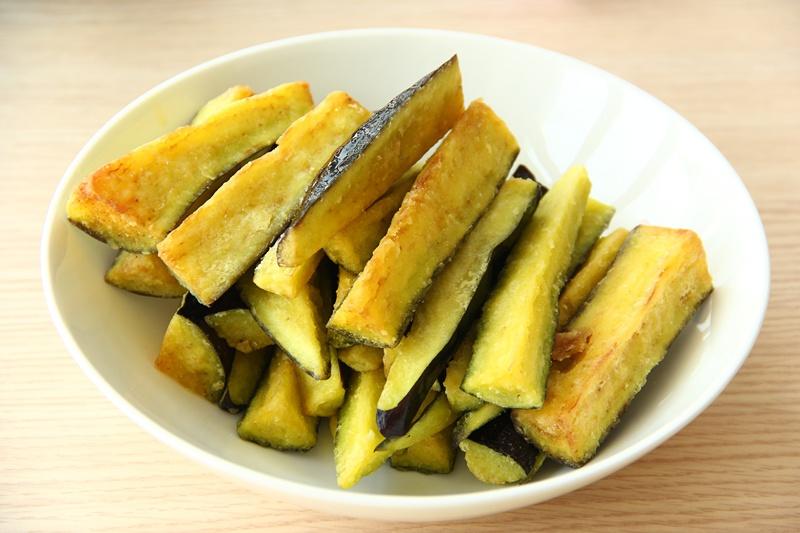 这才是风味茄子的正确做法,茄子好吃不油腻的做法太香了