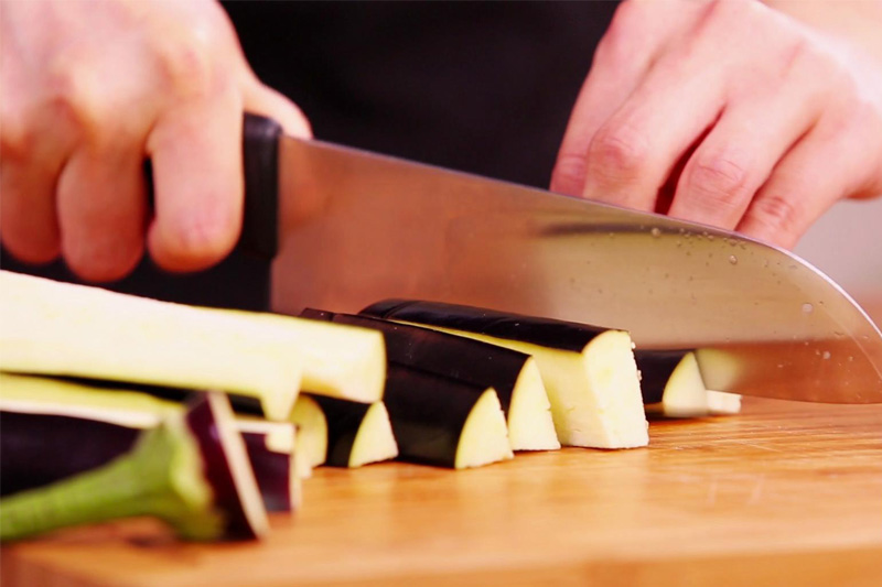 这才是风味茄子的正确做法,茄子好吃不油腻的做法太香了