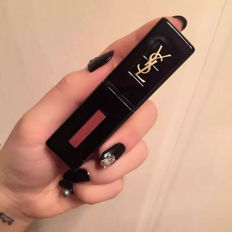 圣罗兰情人节限定口红,圣罗兰口红最火的色号