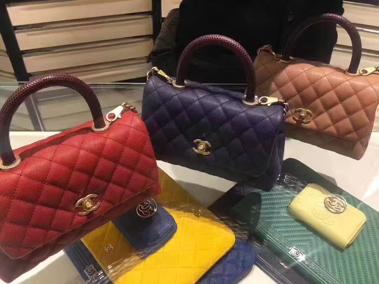 快看！这是富家女们最爱投资的包型