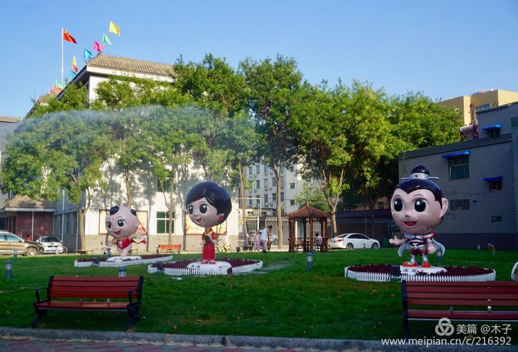 一花一叶总关情,一辆单车游古城,美哉正定!