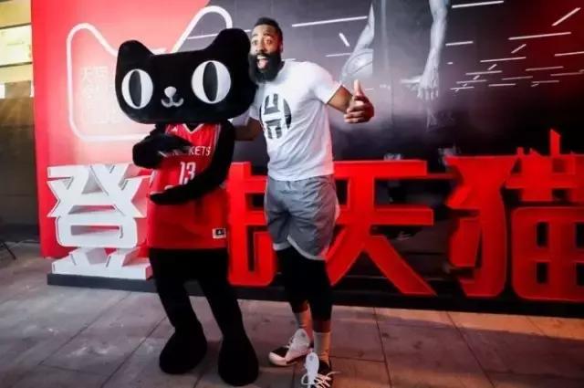 除了火拼、掰转盘和女主持的屁股,这次哈登中国行你可不能忘了它