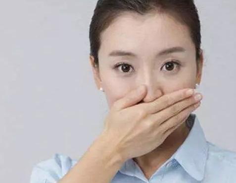 颈椎病为什么会引起头晕头痛恶心,颈椎会引起头疼打嗝吗