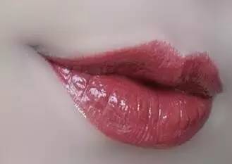 圣罗兰情人节限定口红,圣罗兰口红最火的色号