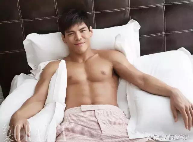 功夫小子帅气登场,功夫小子变身