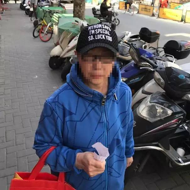 老外的奇葩中文t恤,歪果仁的奇葩衣服