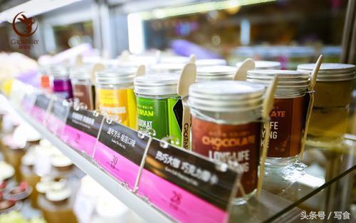 没容器装蛋糕?信不信一个铁盒装蛋糕,下一秒就能让蛋糕美到哭