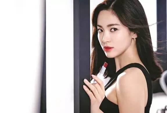 双色口红风暴来袭！戏精本精了