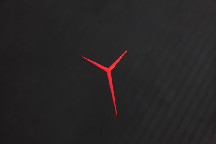 联想拯救者y720i77700hq键盘,拯救者y700和y720代哪个打游戏好