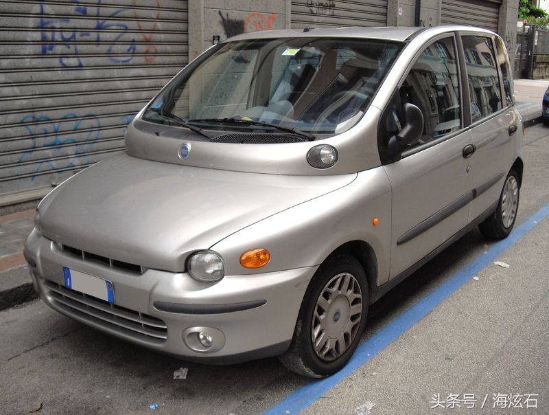 梦迪博朗和众泰朗悦的区别,众泰梦迪博朗17年二手车价格