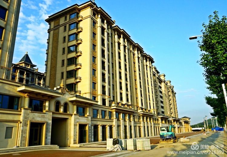 一花一叶总关情,一辆单车游古城,美哉正定!