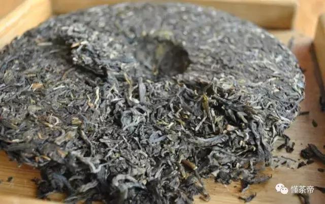 紧压茶多少度冲泡好呢,散茶和紧压茶哪个更好