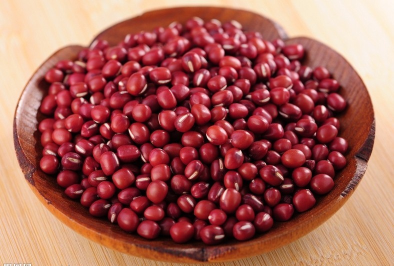 自己diy食物变面膜,酸奶面膜diy