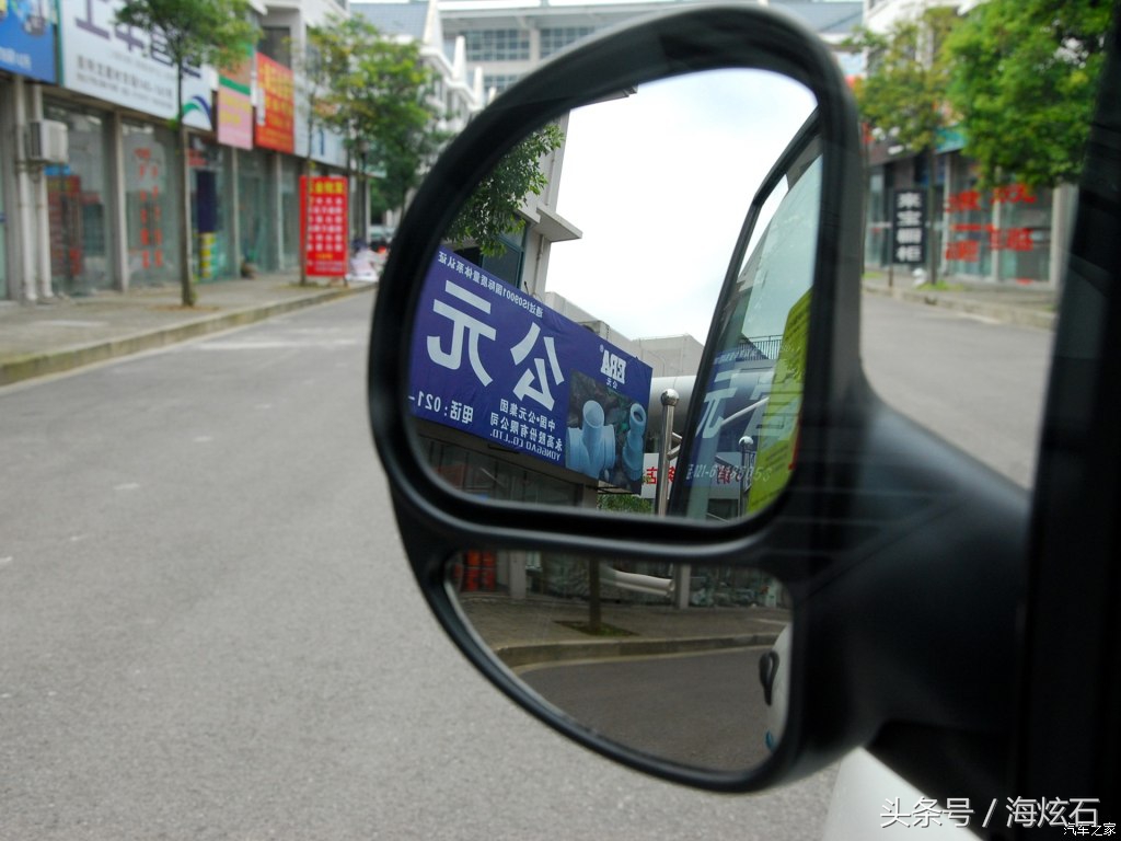 梦迪博朗和众泰朗悦的区别,众泰梦迪博朗17年二手车价格