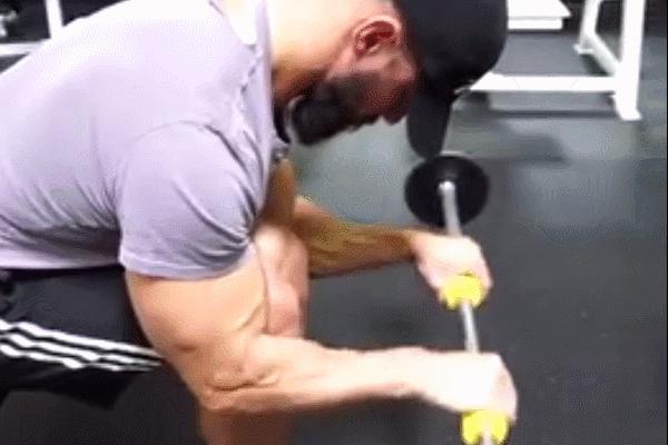 如何练就粗壮的小臂？4个动作让你的小臂像钢筋