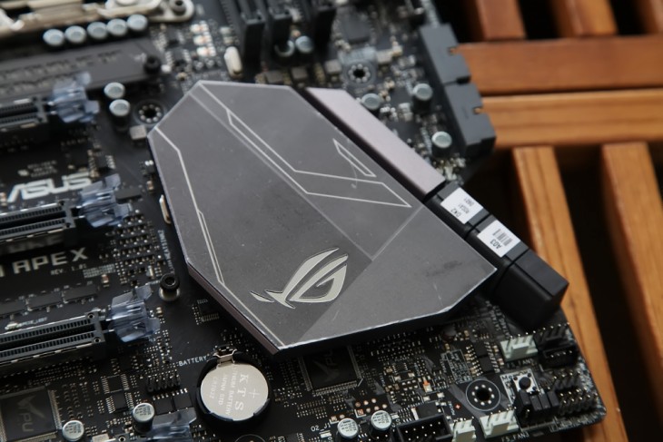 全方位打造酷睿X超频利器!ROGR6A主板评测