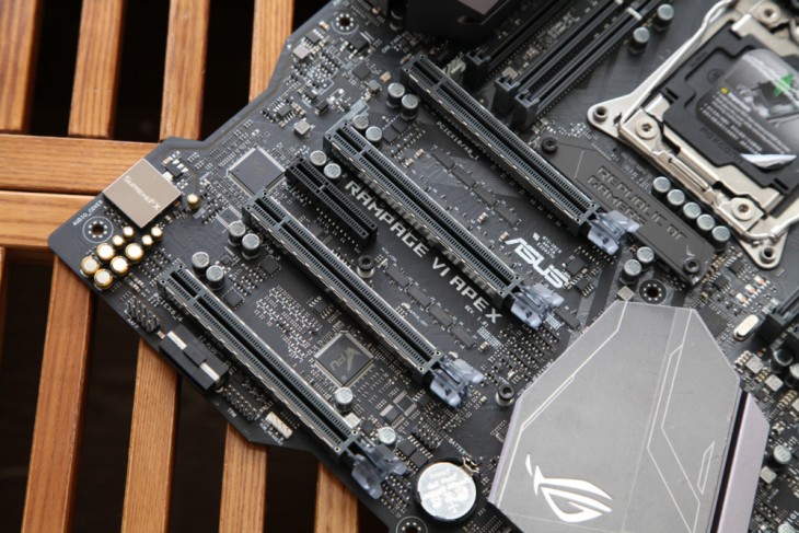 全方位打造酷睿X超频利器!ROGR6A主板评测