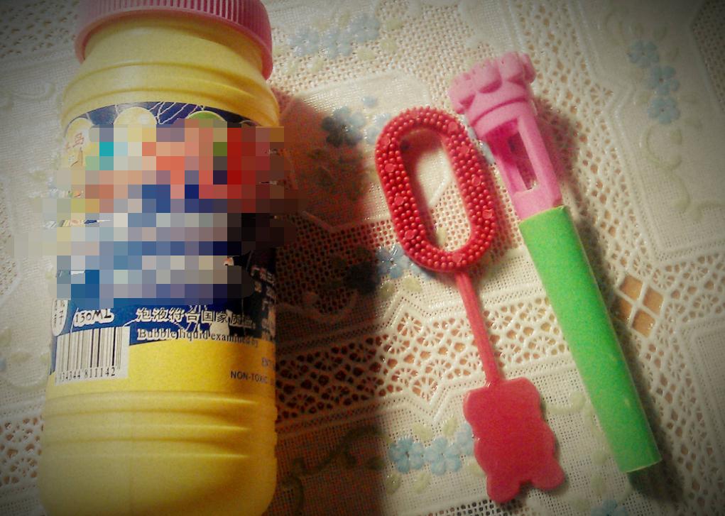 皮小6：有人因它患上败血症！这种路边的“哄娃神器”别再买了！