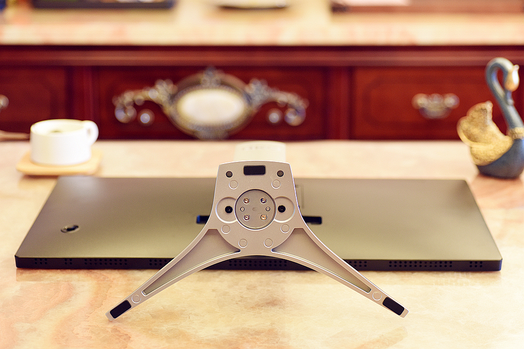 所见即所得台式电脑,hkct7000钻石版专业级显示器