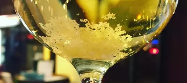 关于葡萄酒最常见问题之酒渣子,葡萄酒到底要怎么喝