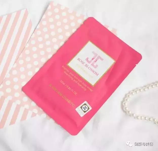 初秋补水季,帮你选对面膜做个“水”美人!