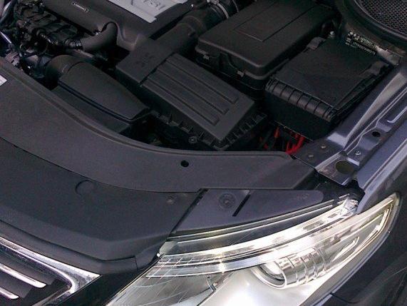 大众cc左车头漏玻璃水,老款大众cc起雾了怎么处理