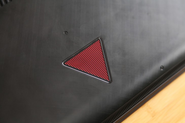 联想拯救者y720i77700hq键盘,拯救者y700和y720代哪个打游戏好