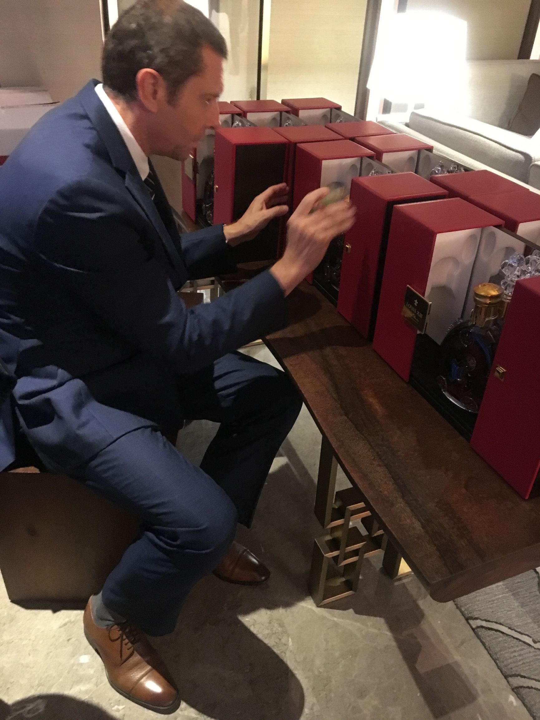 人头马路易十三相当于什么档次,人头马路易十三珍藏版