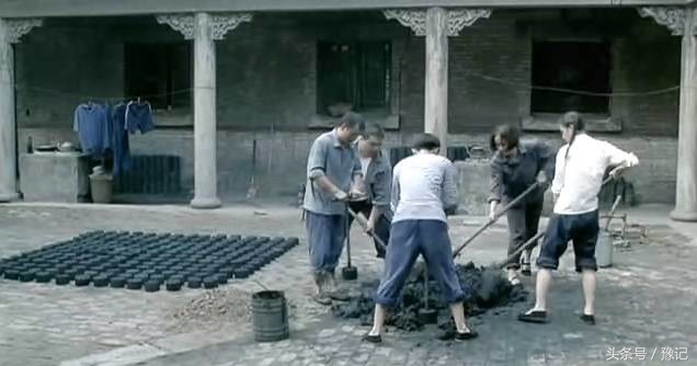 人工怎么制作煤球,制作打煤球神器