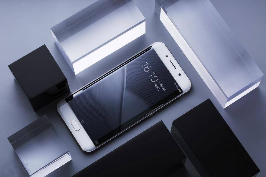 如何在激烈的市场中「虎口拔牙」?vivo说做好这三点很关键