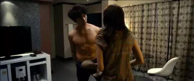 成年人的爱情有浪漫吗,成年人的爱情是怎么开始的