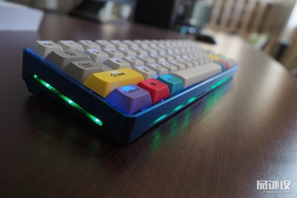 凯酷KC-SP64铝合金蓝牙机械键盘评测