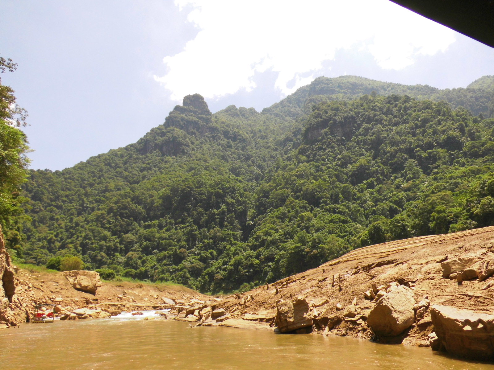 金秀圣堂湖景区游玩多久,金秀圣堂湖游记