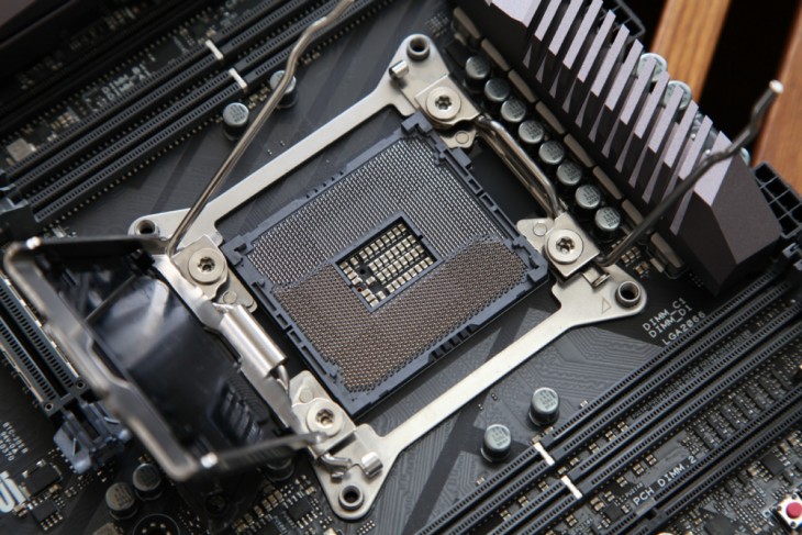 全方位打造酷睿X超频利器!ROGR6A主板评测