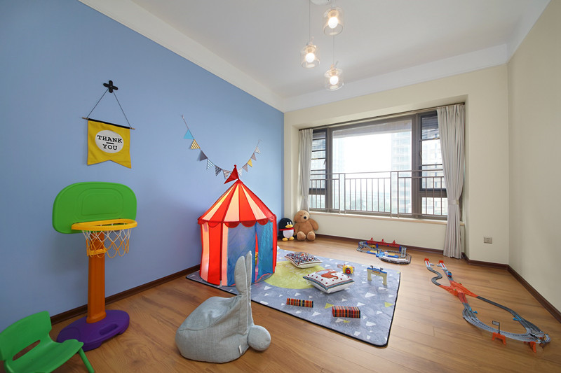 95万打造273平美式四居室，舒适休闲，广州水韵蓝湾装修借鉴