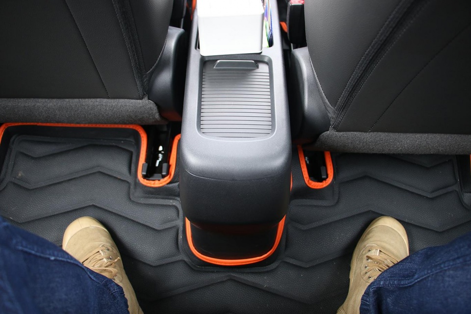 东风风神小型suvax4,东风风神AX4评测