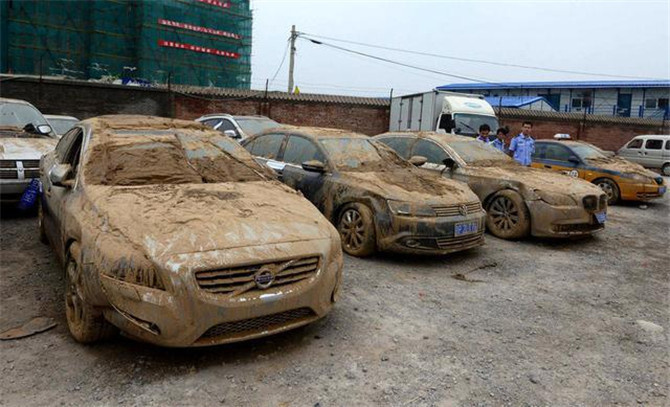 四年日产阳光多少钱,四万买日产