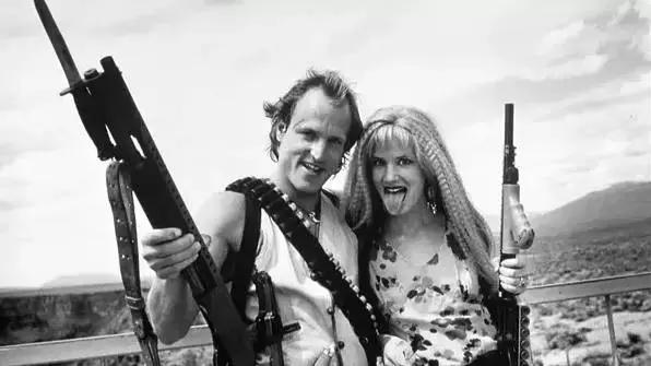 成年人的爱情有浪漫吗,成年人的爱情是怎么开始的