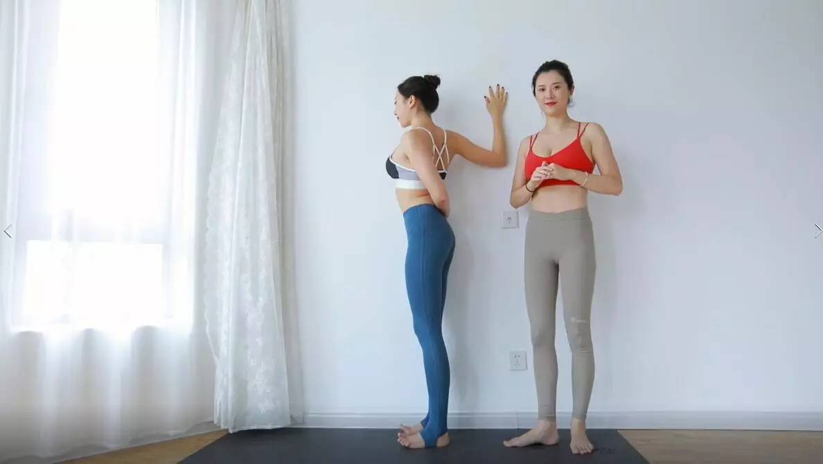 改善胸部下垂的床上动作,女性胸部下垂干瘪如何健身