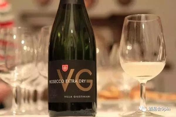 惊人发现！快餐跟葡萄酒竟然也能成为绝搭？！