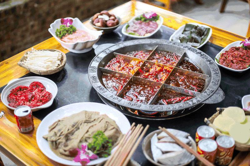 柳州天龙湾璞悦酒店21层悦吧餐厅,柳州情侣约会餐厅