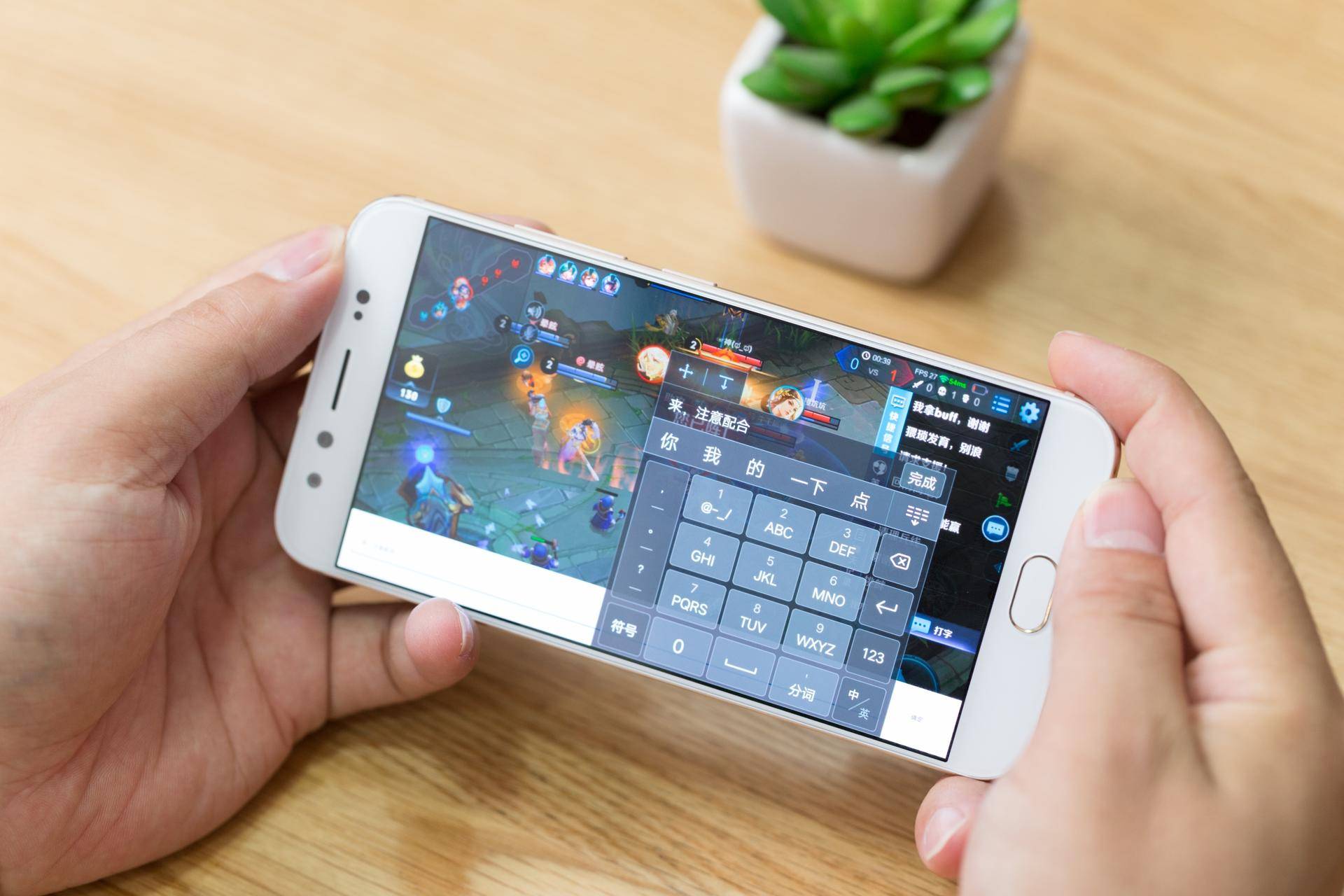 如何在激烈的市场中「虎口拔牙」?vivo说做好这三点很关键