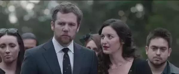 成年人的爱情有浪漫吗,成年人的爱情是怎么开始的